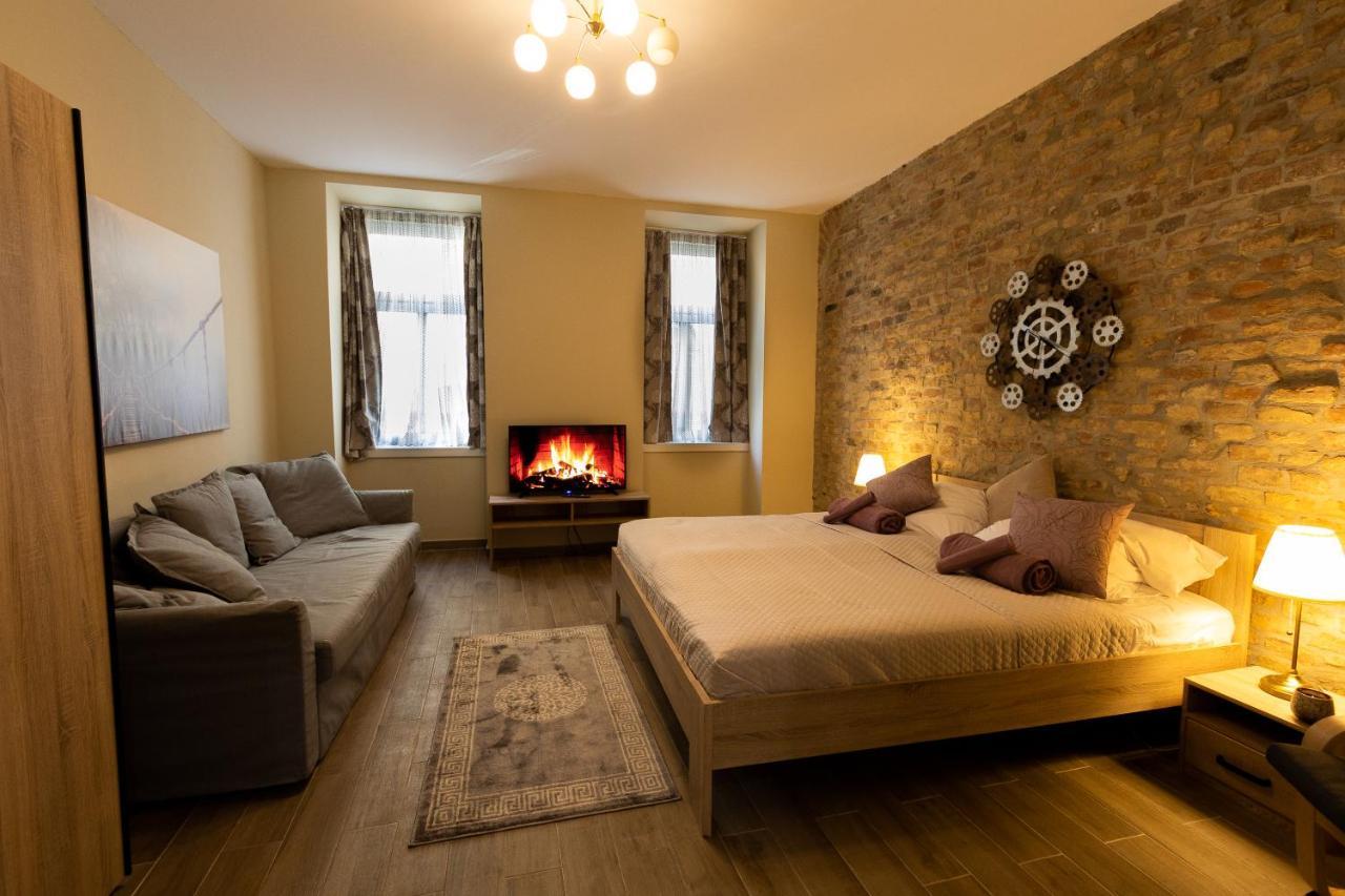 Comfortable Romantic 1 Bedroom Apartment Near Augarten Wien Eksteriør billede