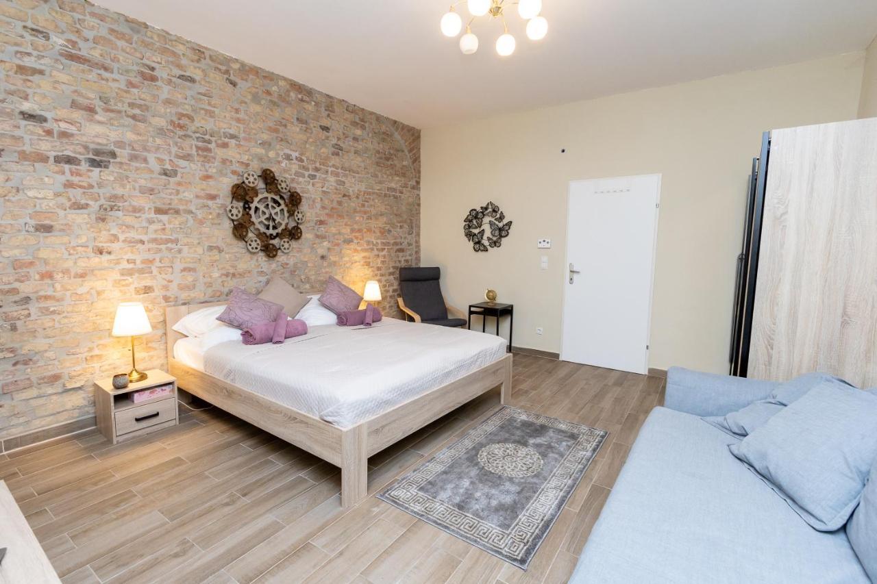 Comfortable Romantic 1 Bedroom Apartment Near Augarten Wien Eksteriør billede