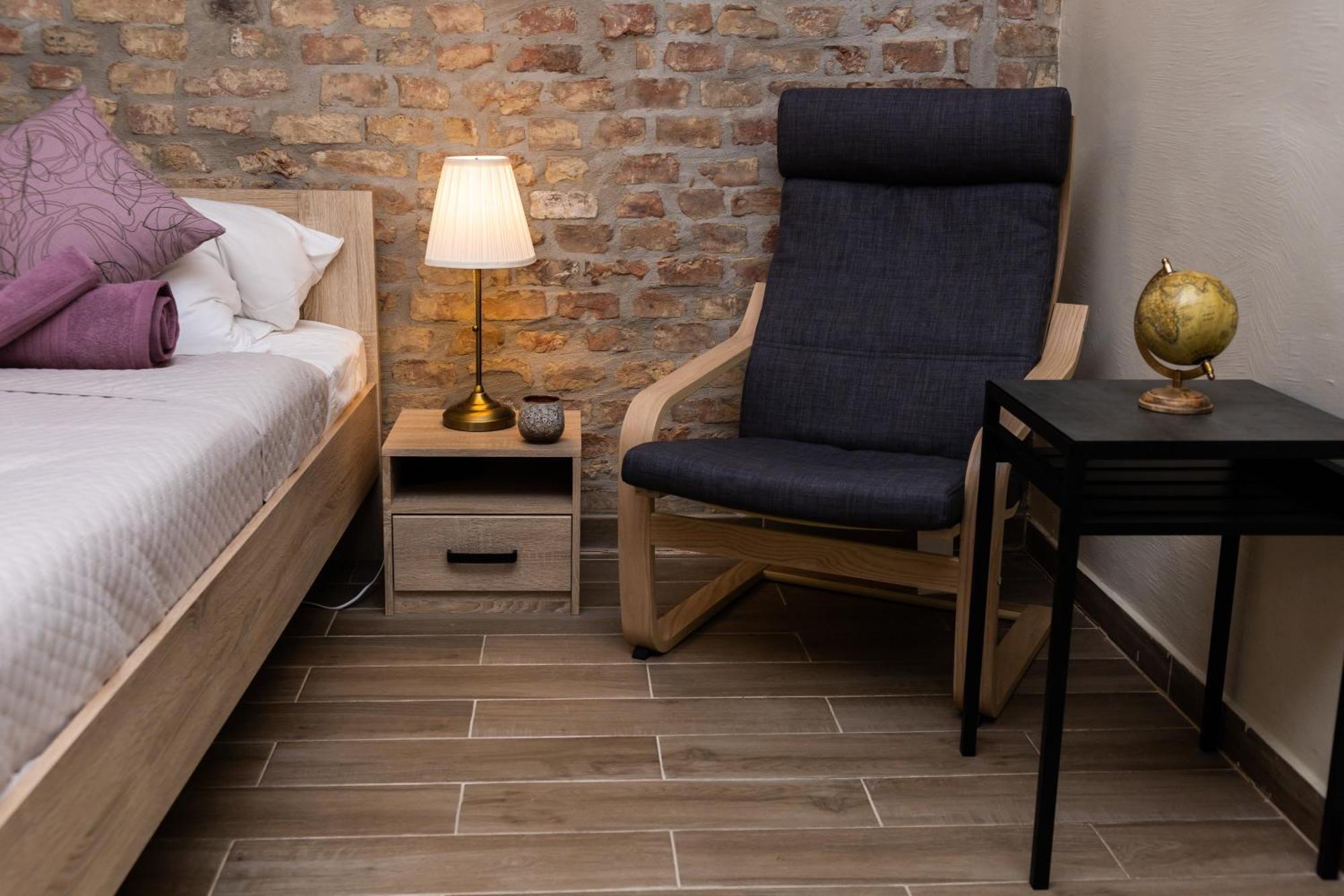 Comfortable Romantic 1 Bedroom Apartment Near Augarten Wien Eksteriør billede